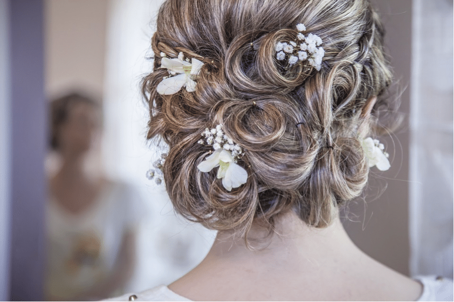 Should I Pay for a Wedding Hair Trial? - Rolling Ridge Events
